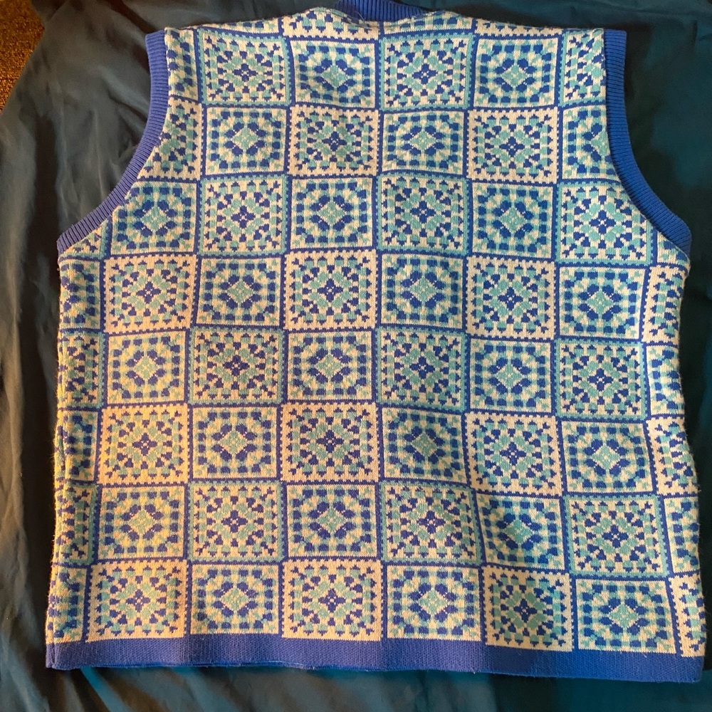 Sweater - Picture 2 of 5